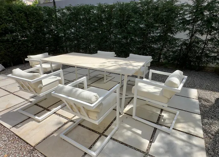 White Beach Villa 1 - Luxury