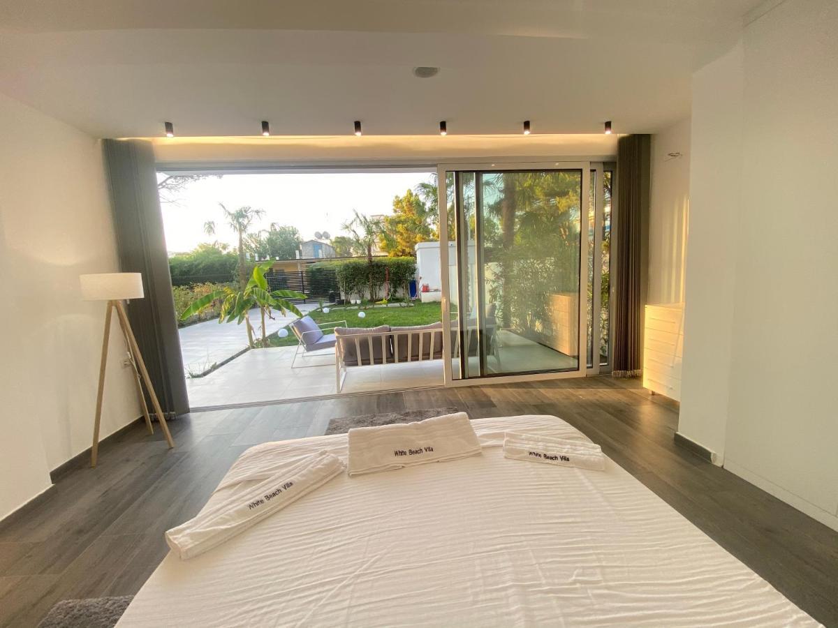 White 1 - Luxury